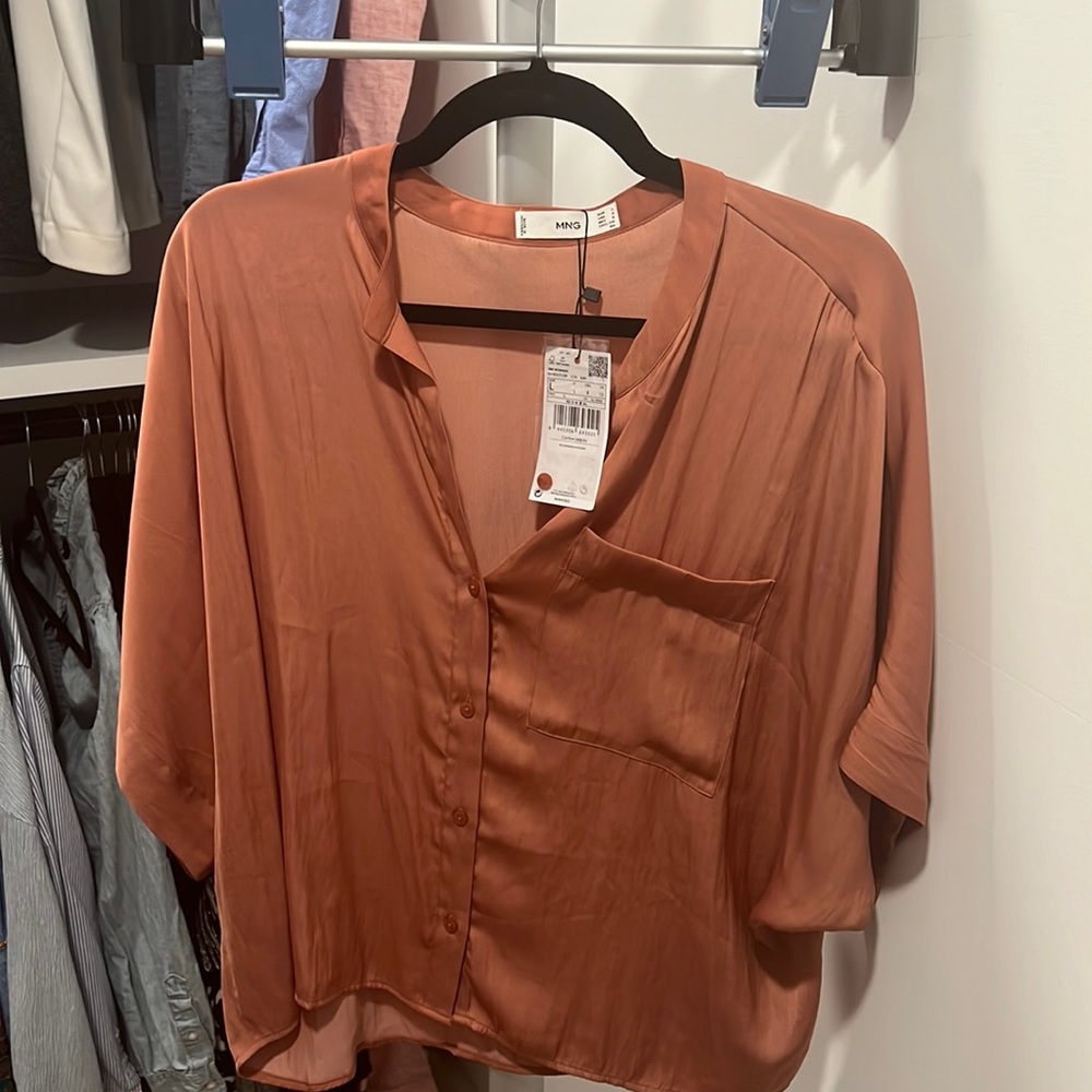 Brand New with tags - Silk Blouse/Top peachy/mauve color